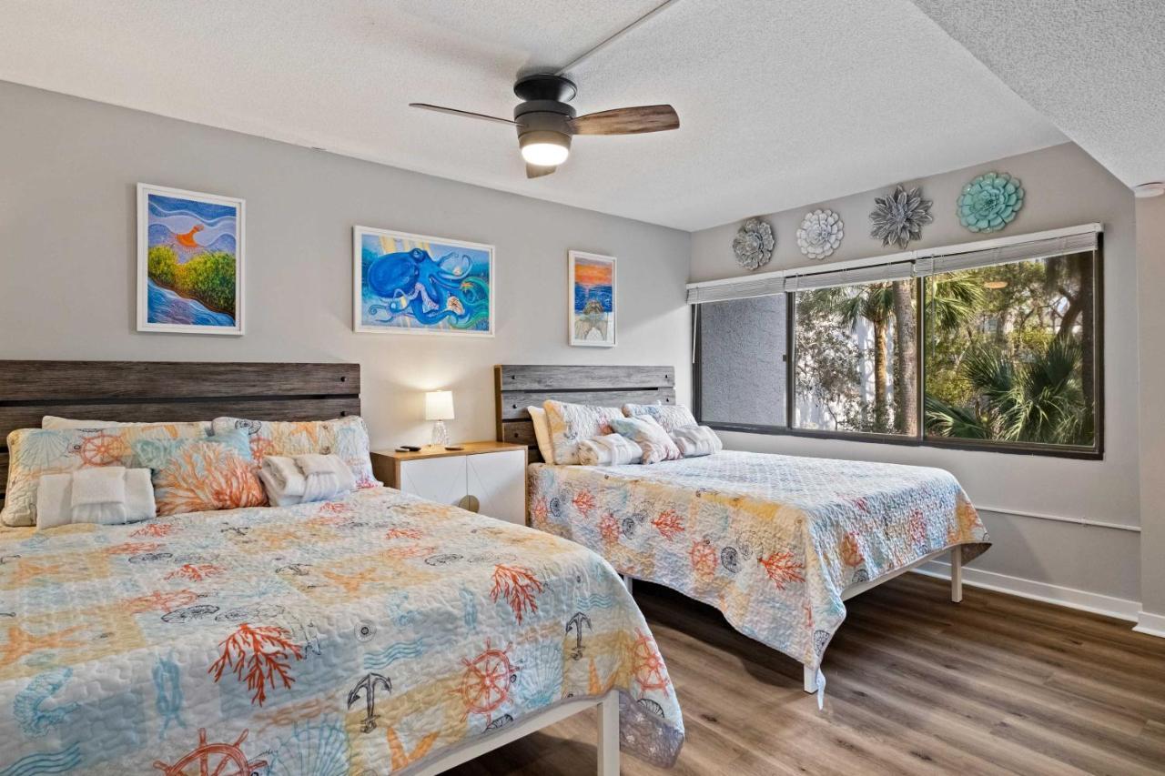 Coastal Oasis With Pool - Walk To Coligny Beach Park Hilton Head Island Eksteriør billede