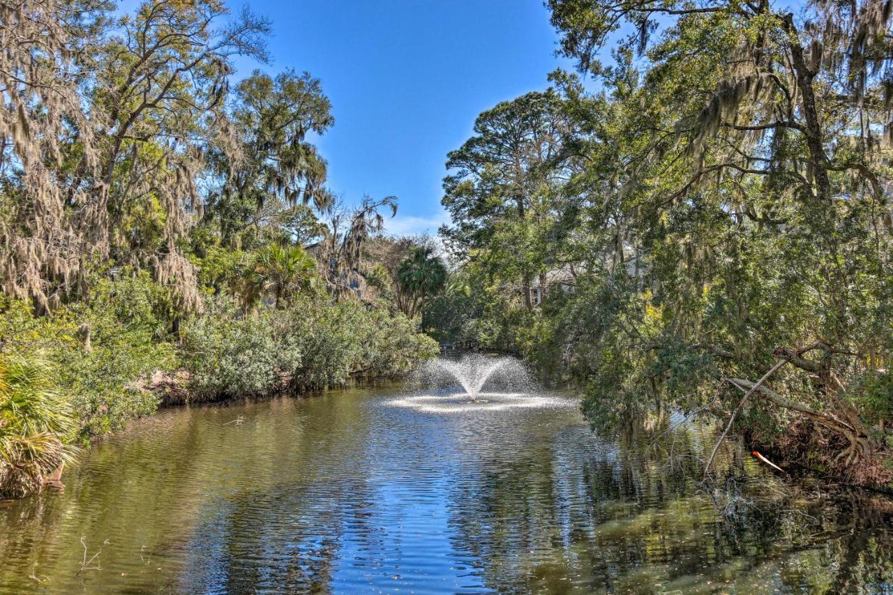 Coastal Oasis With Pool - Walk To Coligny Beach Park Hilton Head Island Eksteriør billede